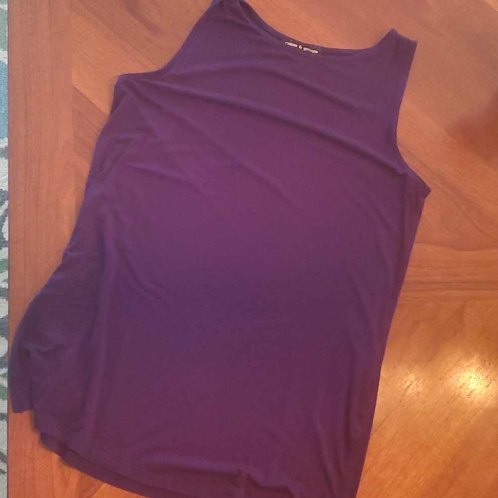 Stretchy tunic length tank.